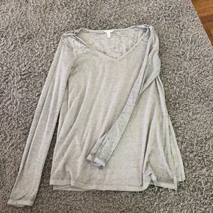 Grey long sleeve shirt